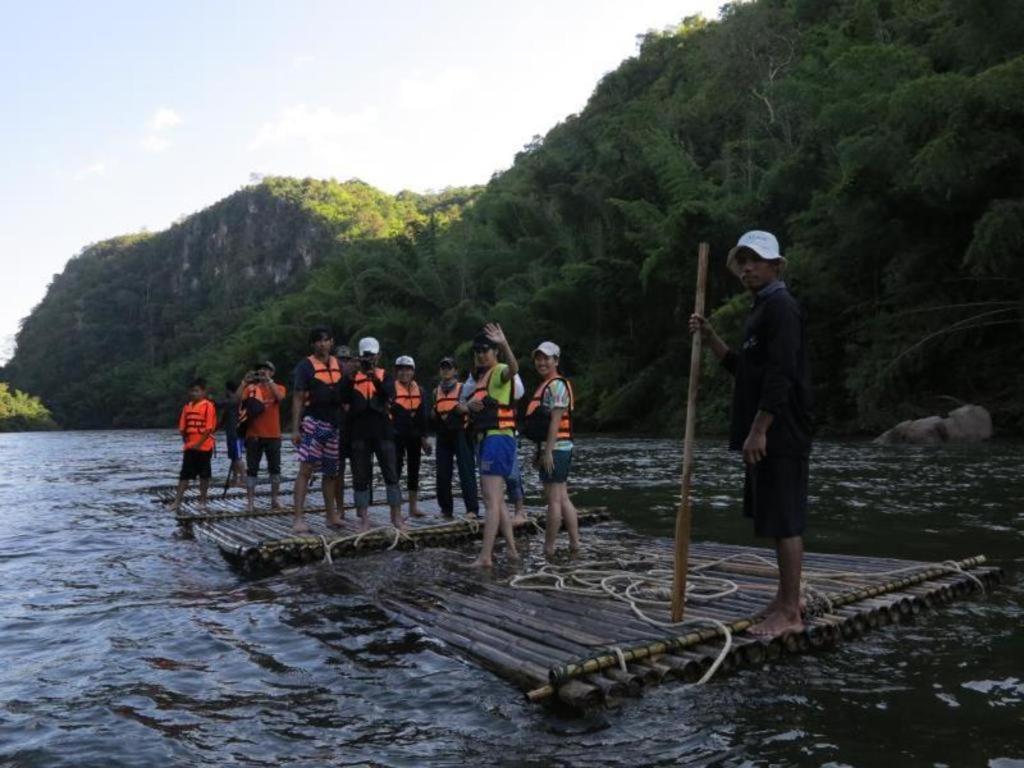 River Kwai Village Hotel Ban Kaeng Raboet Extérieur photo