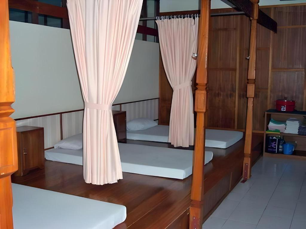 River Kwai Village Hotel Ban Kaeng Raboet Extérieur photo