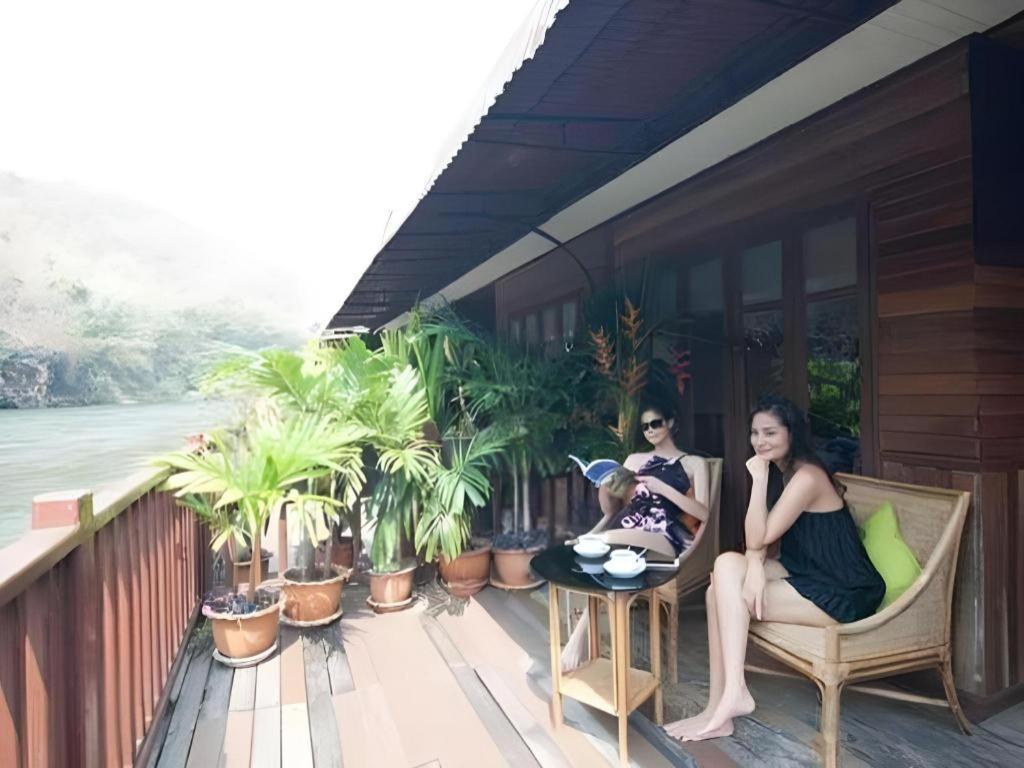 River Kwai Village Hotel Ban Kaeng Raboet Extérieur photo