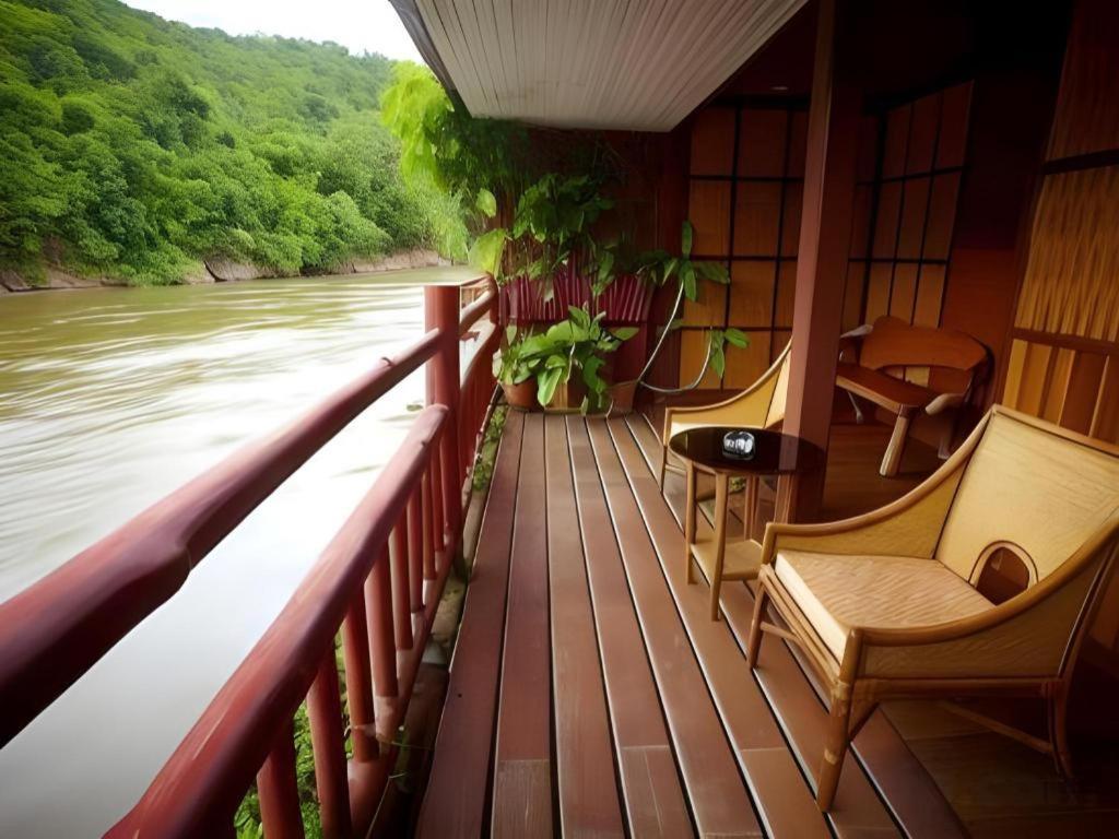 River Kwai Village Hotel Ban Kaeng Raboet Extérieur photo