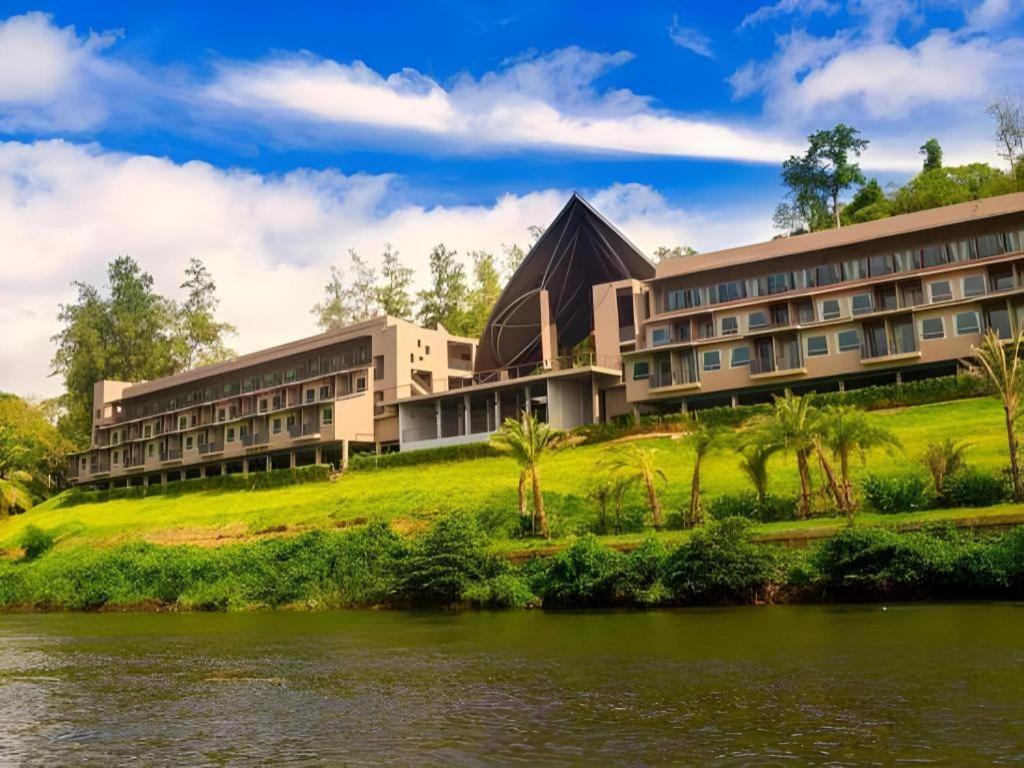River Kwai Village Hotel Ban Kaeng Raboet Extérieur photo